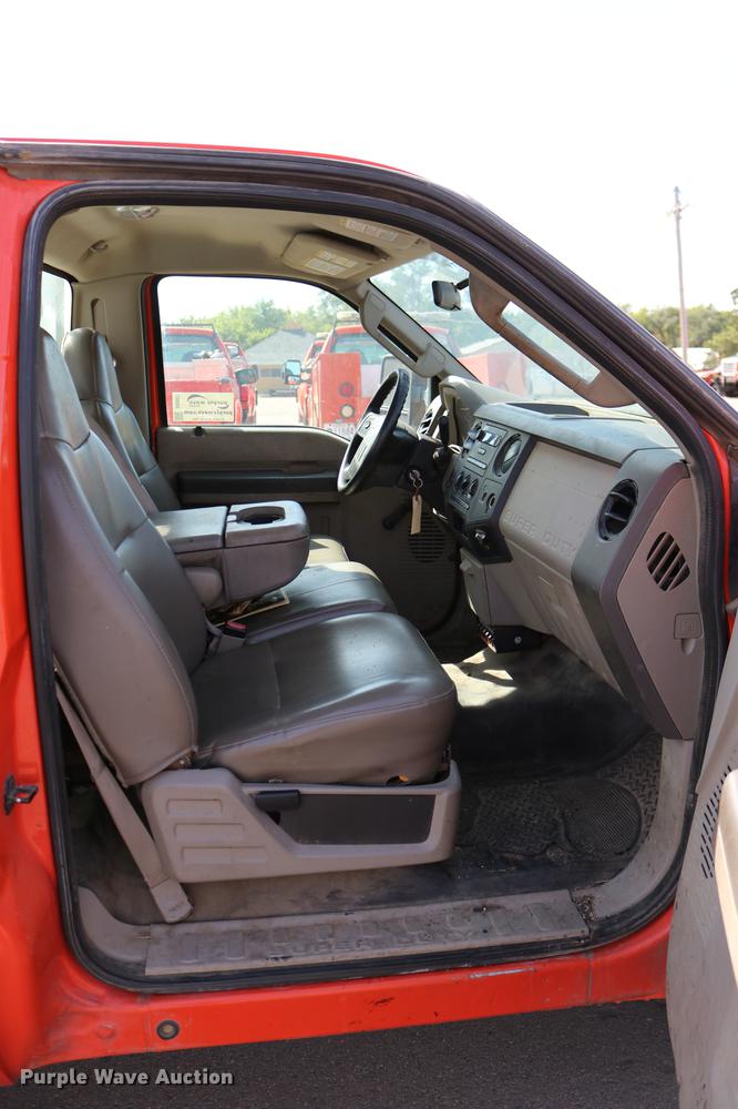 image for item DD0077 2008 Ford F250 Super Duty pickup truck