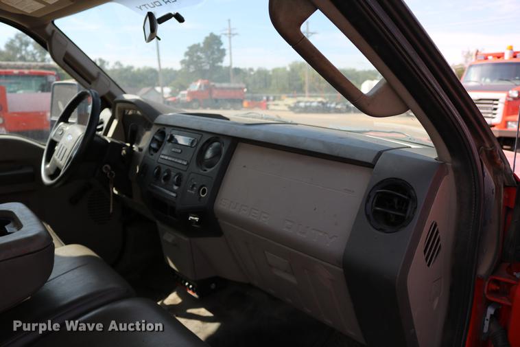 image for item DD0077 2008 Ford F250 Super Duty pickup truck