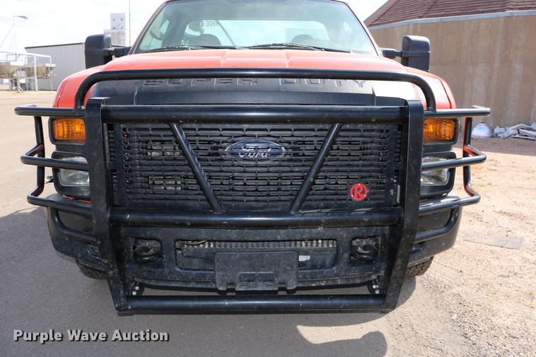image for item DD0077 2008 Ford F250 Super Duty pickup truck