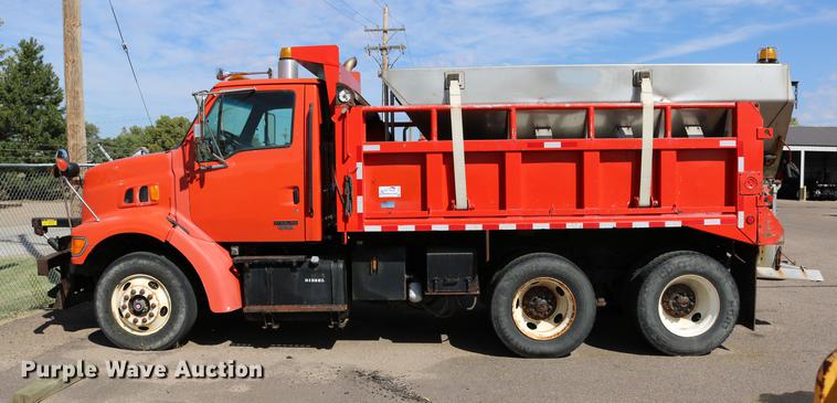 image for item DD0078 2001 Sterling LT7501 dump truck