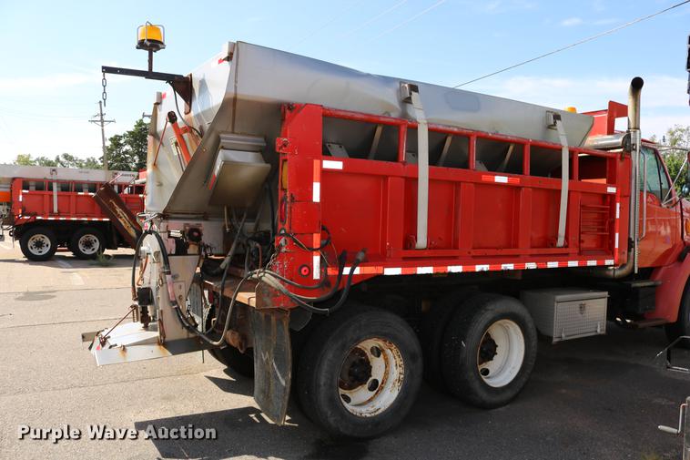 image for item DD0078 2001 Sterling LT7501 dump truck