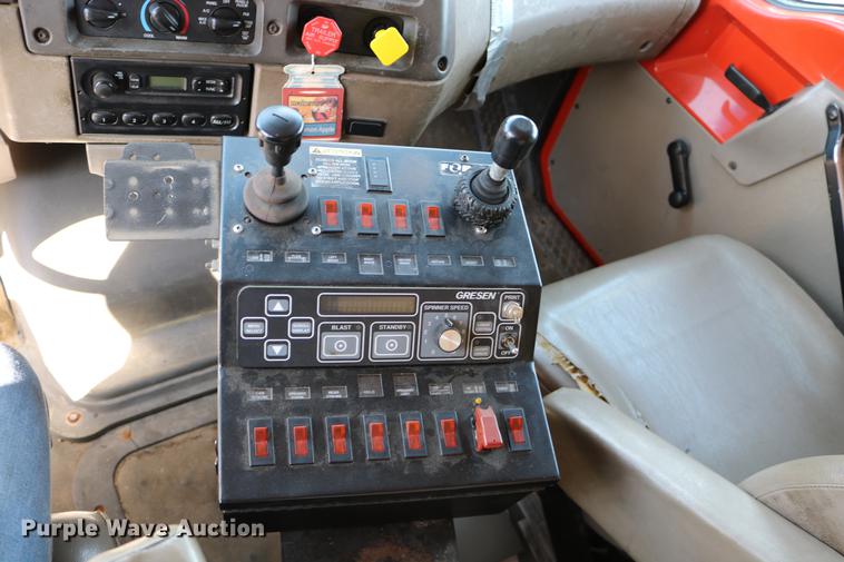 image for item DD0078 2001 Sterling LT7501 dump truck