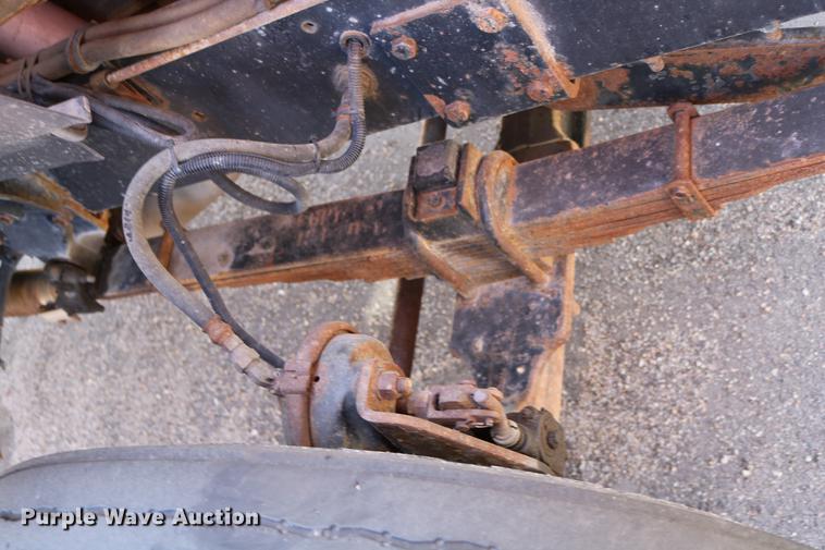 image for item DD0078 2001 Sterling LT7501 dump truck