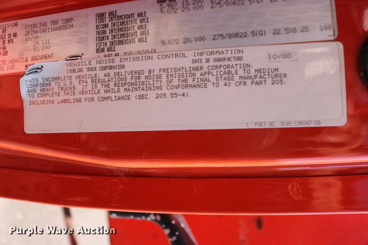 image for item DD0078 2001 Sterling LT7501 dump truck