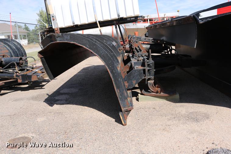 image for item DD0078 2001 Sterling LT7501 dump truck