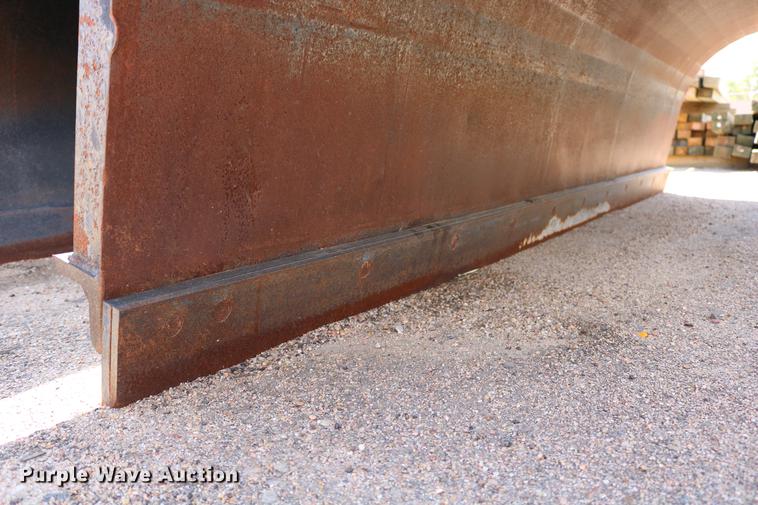 image for item DD0078 2001 Sterling LT7501 dump truck