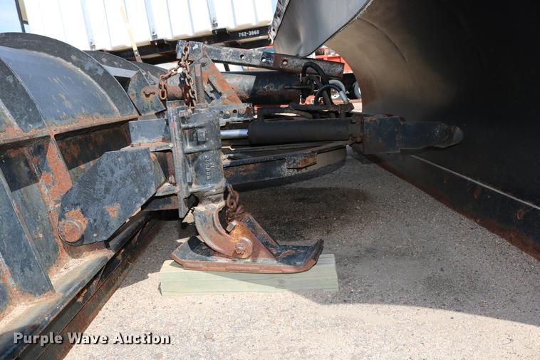 image for item DD0078 2001 Sterling LT7501 dump truck