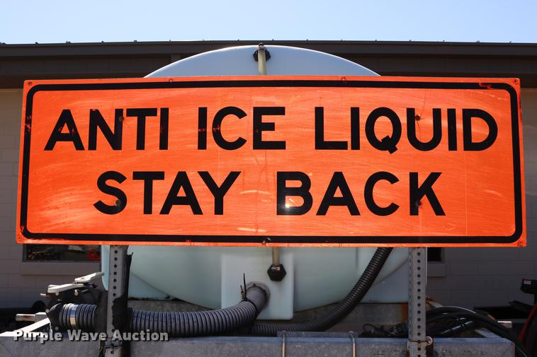 image for item DD0092 1999 Monroe 00042685 anti ice tank