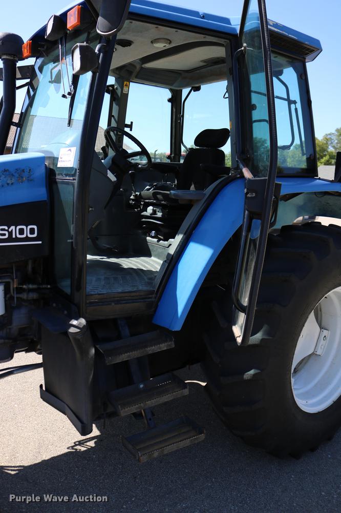 image for item DD0093 2002 New Holland TS100 tractor