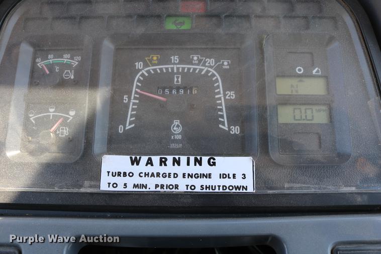 image for item DD0093 2002 New Holland TS100 tractor