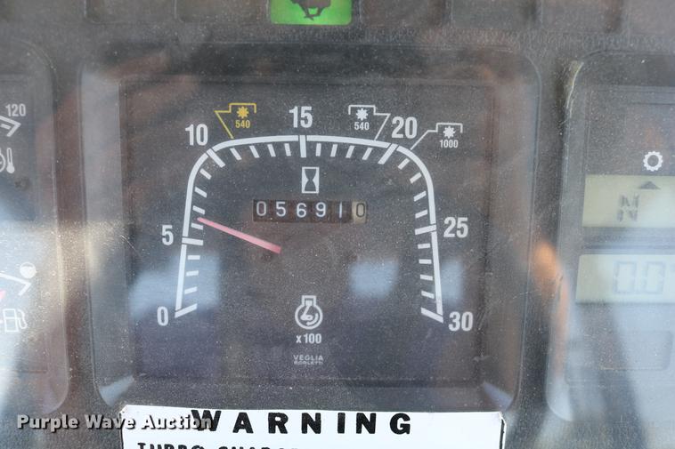 image for item DD0093 2002 New Holland TS100 tractor