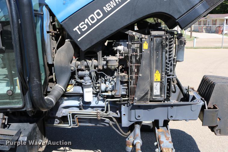 image for item DD0093 2002 New Holland TS100 tractor