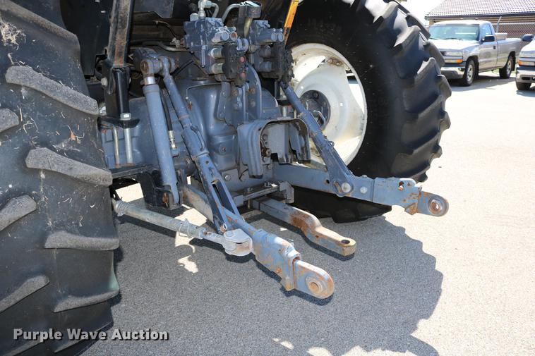 image for item DD0093 2002 New Holland TS100 tractor