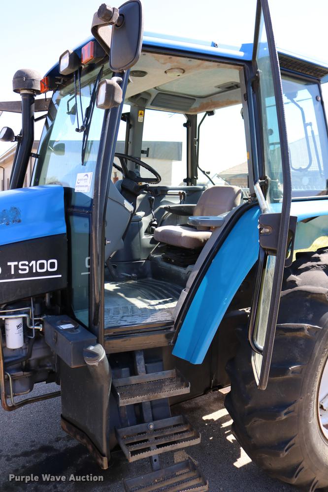 image for item DD0094 2002 New Holland TS100 tractor