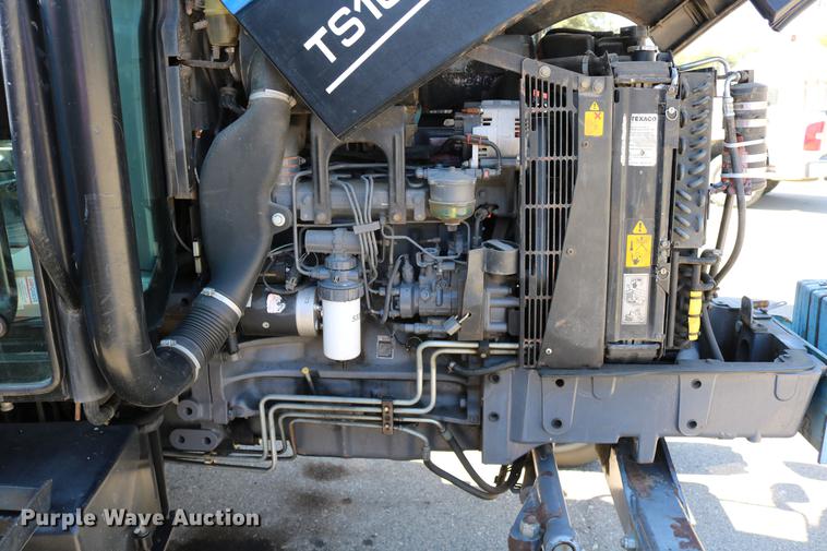 image for item DD0094 2002 New Holland TS100 tractor