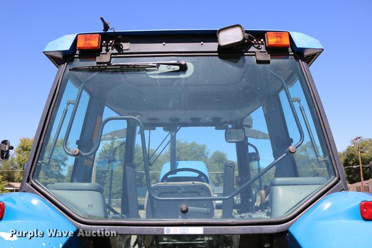 image for item DD0094 2002 New Holland TS100 tractor