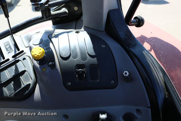 image for item DD0096 2004 Case MXU-100 tractor