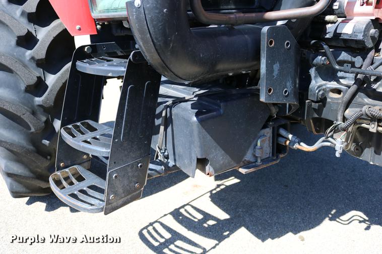 image for item DD0096 2004 Case MXU-100 tractor