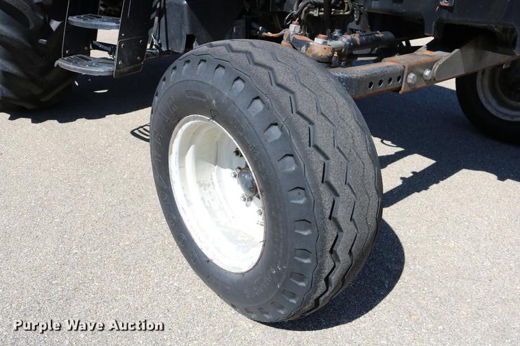 image for item DD0096 2004 Case MXU-100 tractor