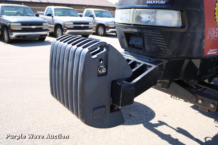 image for item DD0096 2004 Case MXU-100 tractor