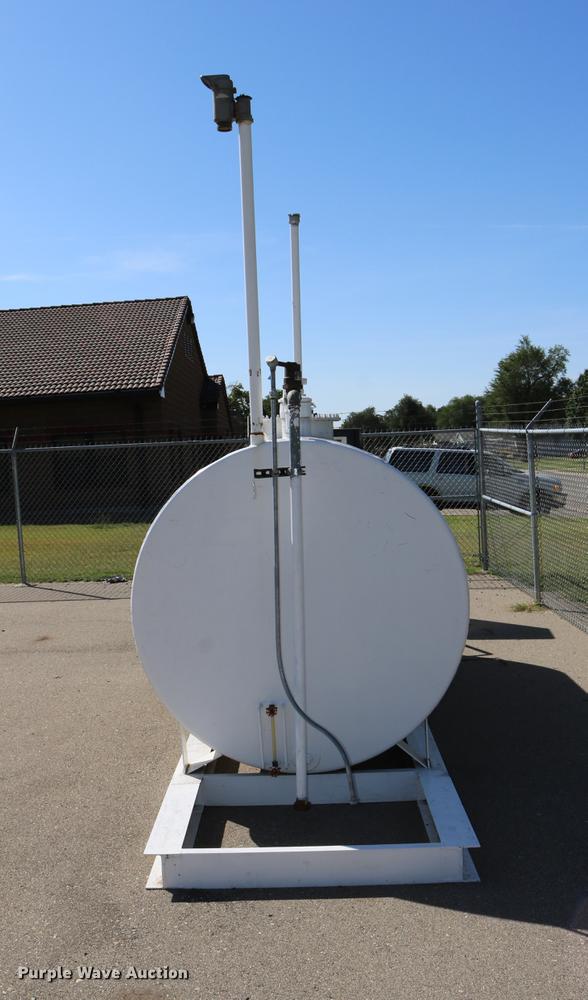 image for item DD0097 1993 Smith fuel tank