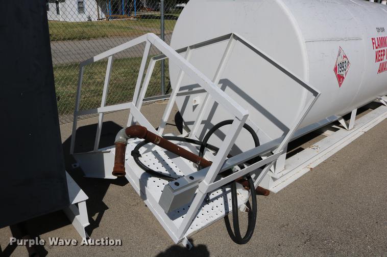 image for item DD0097 1993 Smith fuel tank