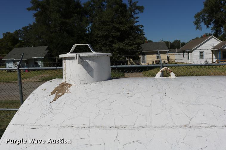 image for item DD0097 1993 Smith fuel tank