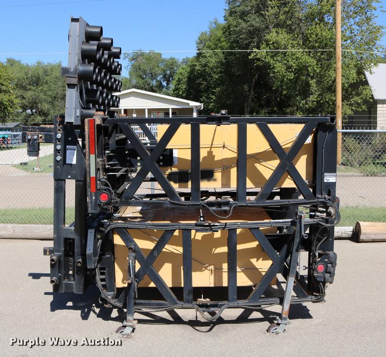 image for item DD0099 2003 Safe-Stop 180TMA crash attenuator