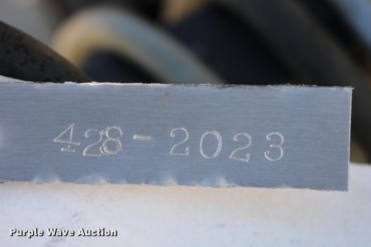 image for item DD0099 2003 Safe-Stop 180TMA crash attenuator