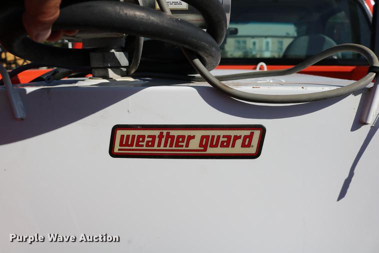 image for item DD0100 2006 Ford F250 Super Duty utility bed pickup truck