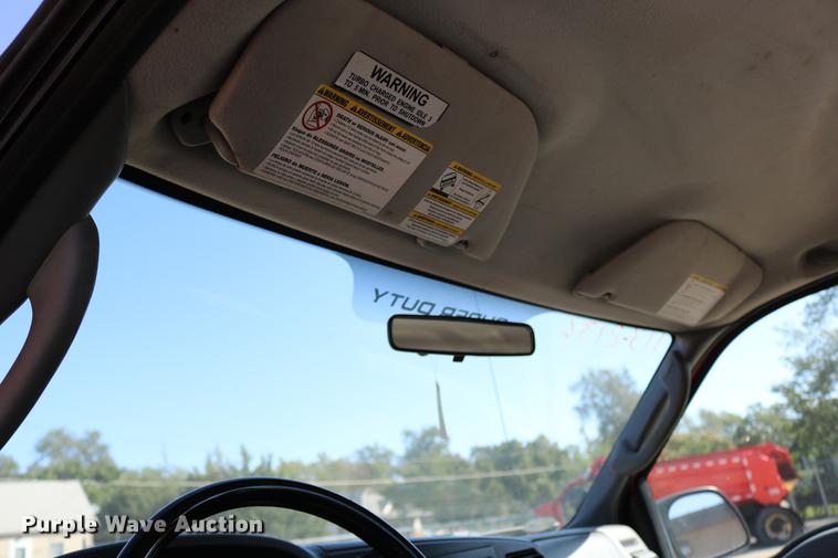 image for item DD0101 2006 Ford F250 utility bed pickup truck