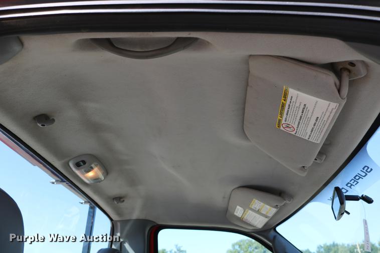 image for item DD0101 2006 Ford F250 utility bed pickup truck