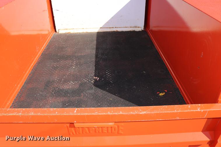 image for item DD0101 2006 Ford F250 utility bed pickup truck