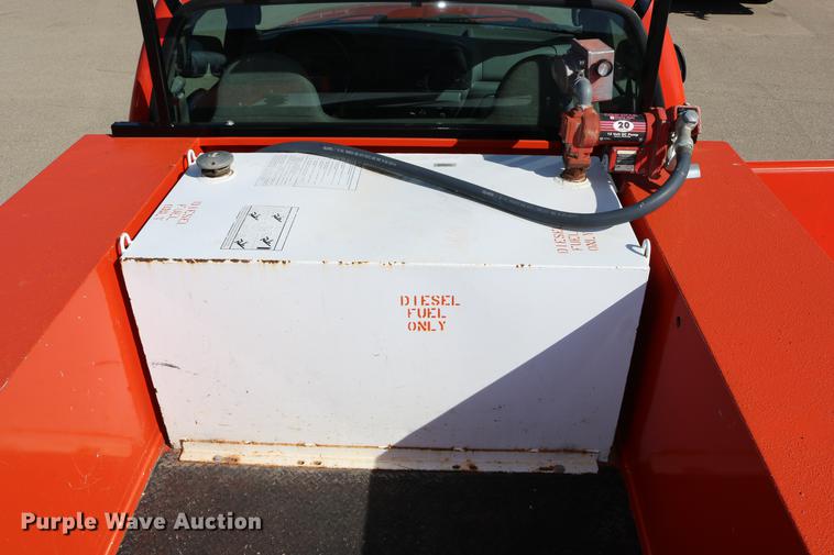 image for item DD0101 2006 Ford F250 utility bed pickup truck