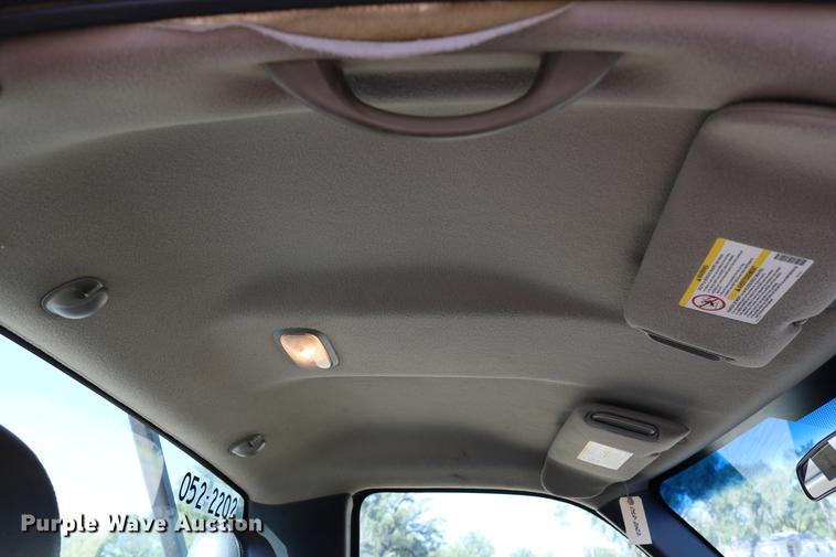 image for item DD0102 2002 Chevrolet Silverado 1500 pickup truck