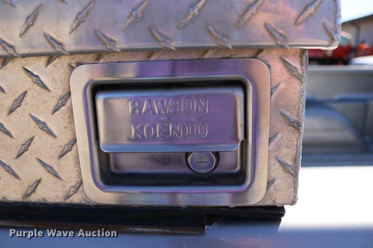 image for item DD0102 2002 Chevrolet Silverado 1500 pickup truck