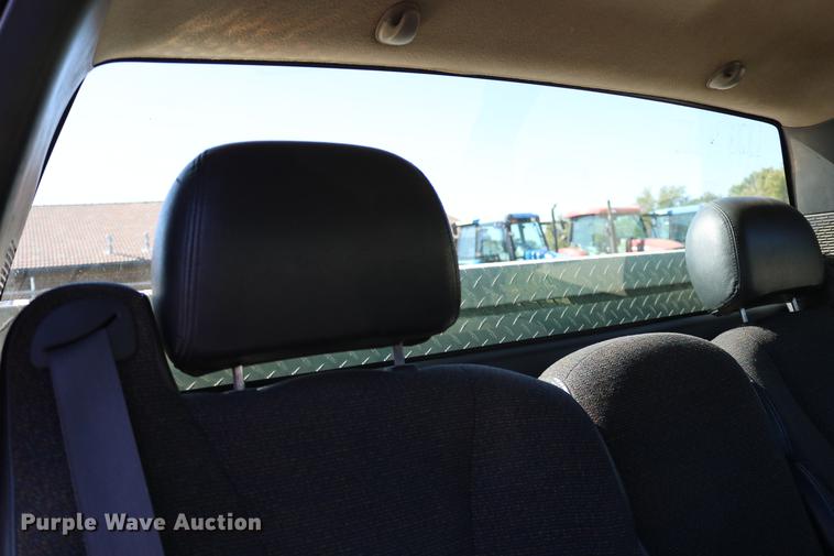 image for item DD0103 2002 Chevrolet Silverado 1500 pickup truck