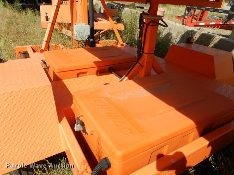 image for item DD0772 2007 Ver Mac traffic signal system