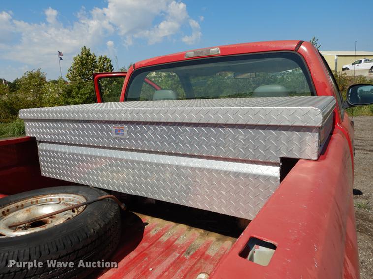 image for item DD0773 2001 Dodge Ram 1500 pickup truck