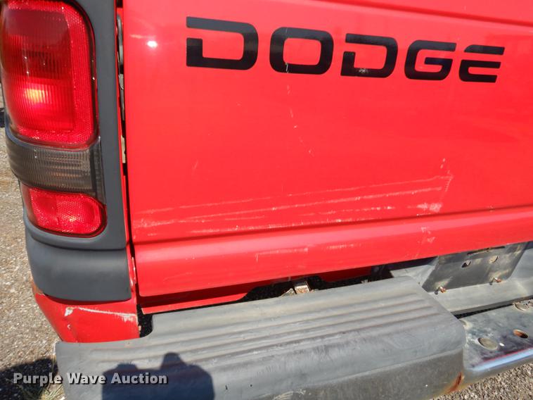 image for item DD0773 2001 Dodge Ram 1500 pickup truck