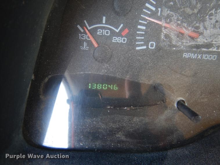 image for item DD0774 2001 Dodge Ram 1500 pickup truck