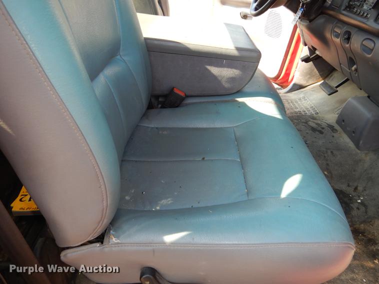 image for item DD0774 2001 Dodge Ram 1500 pickup truck