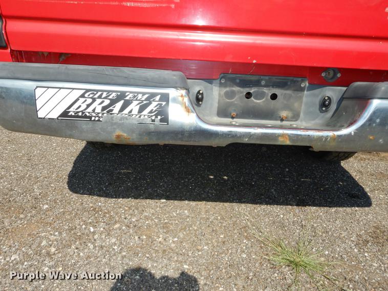 image for item DD0774 2001 Dodge Ram 1500 pickup truck