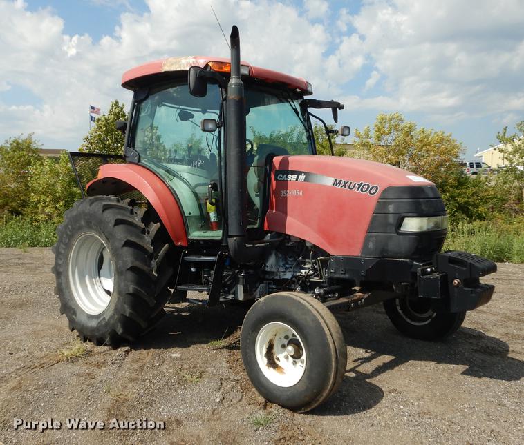 image for item DD0779 2004 Case IH MXU100 Maxxum tractor