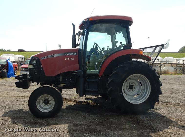 image for item DD0779 2004 Case IH MXU100 Maxxum tractor
