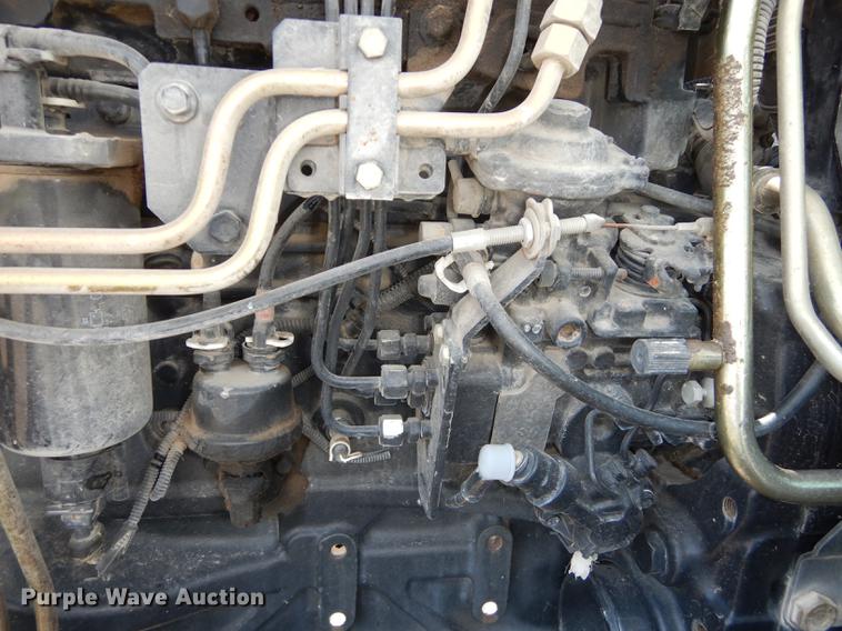 image for item DD0779 2004 Case IH MXU100 Maxxum tractor