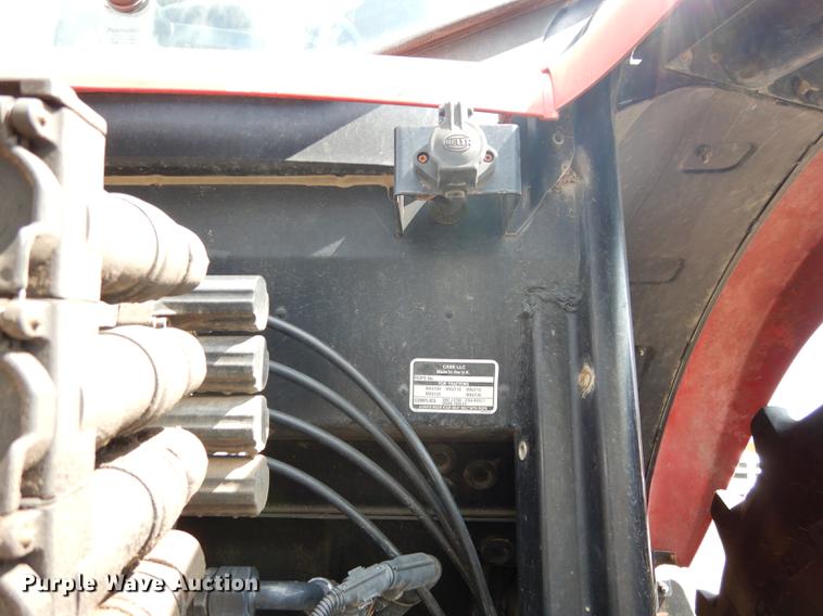 image for item DD0779 2004 Case IH MXU100 Maxxum tractor