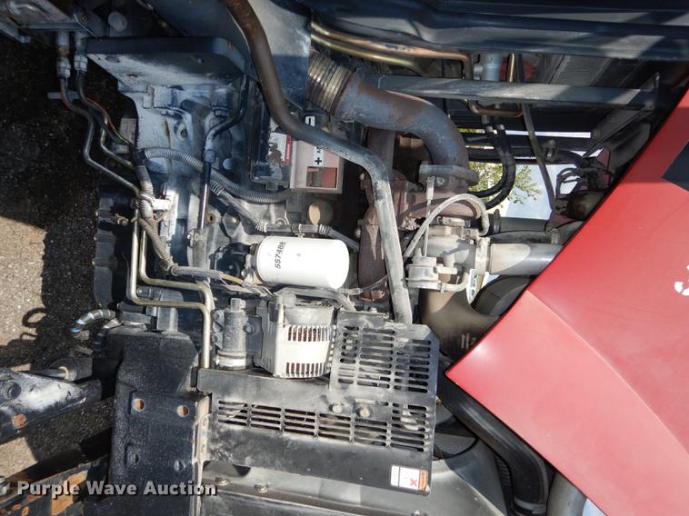 image for item DD0779 2004 Case IH MXU100 Maxxum tractor