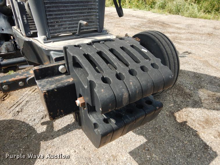 image for item DD0779 2004 Case IH MXU100 Maxxum tractor