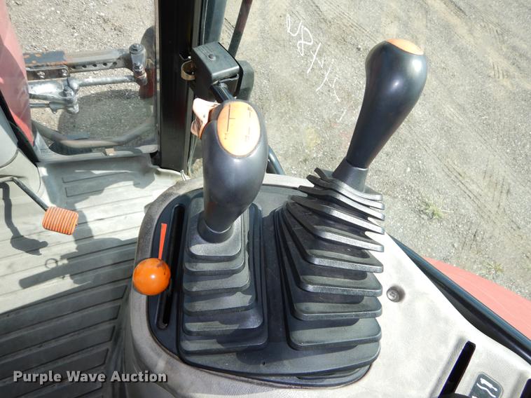 image for item DD0779 2004 Case IH MXU100 Maxxum tractor